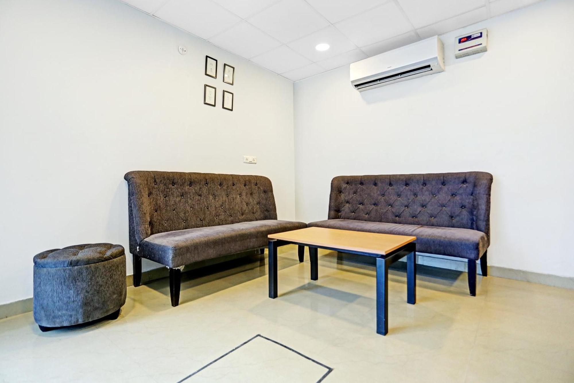 Collection O Agniv Residency Near Saket Metro Ξενοδοχείο Νέο Δελχί Εξωτερικό φωτογραφία
